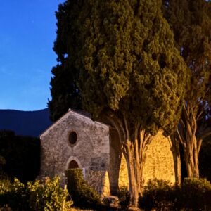 c404bee2-f6ff-40a1-9e98-6a73c21e7514