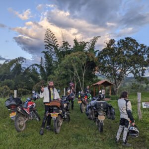 Moto-Tour-Group-Farm-locolombie